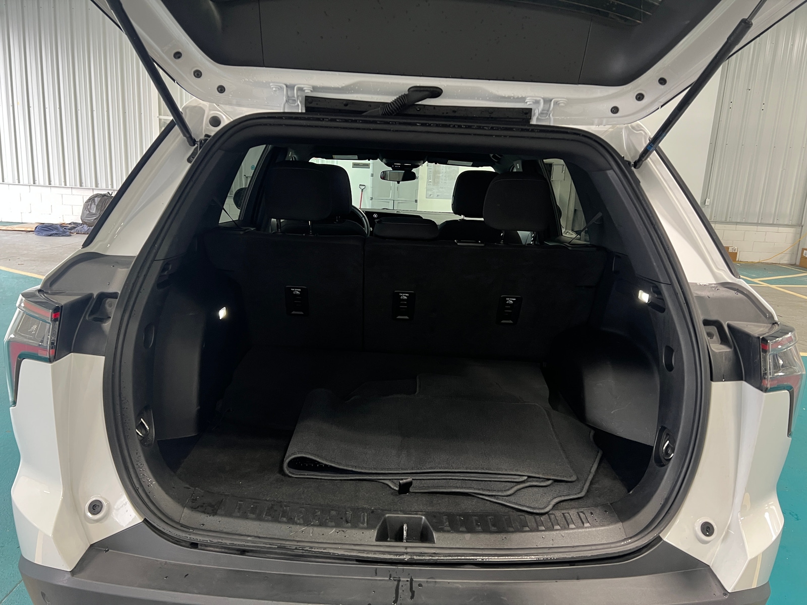 Thumbnail: 2025 Chevrolet Equinox - 7