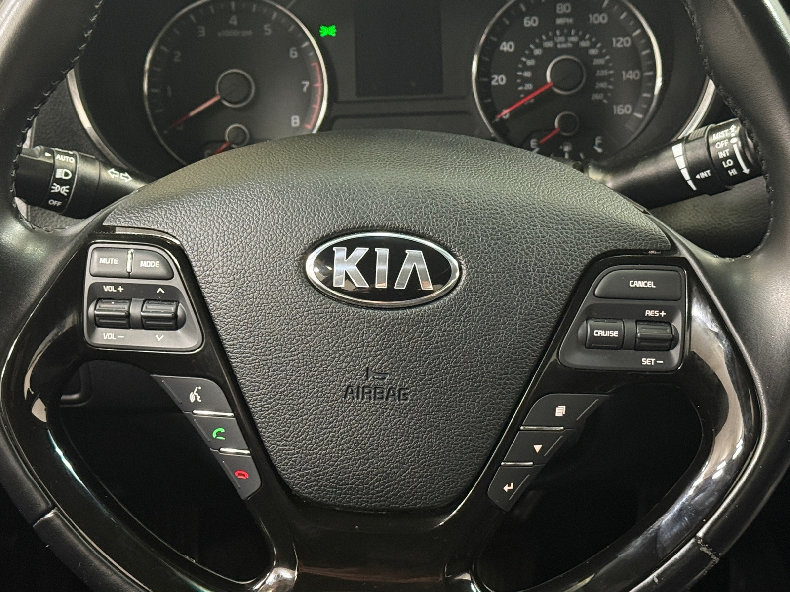 Thumbnail: 2018 Kia Forte - 5