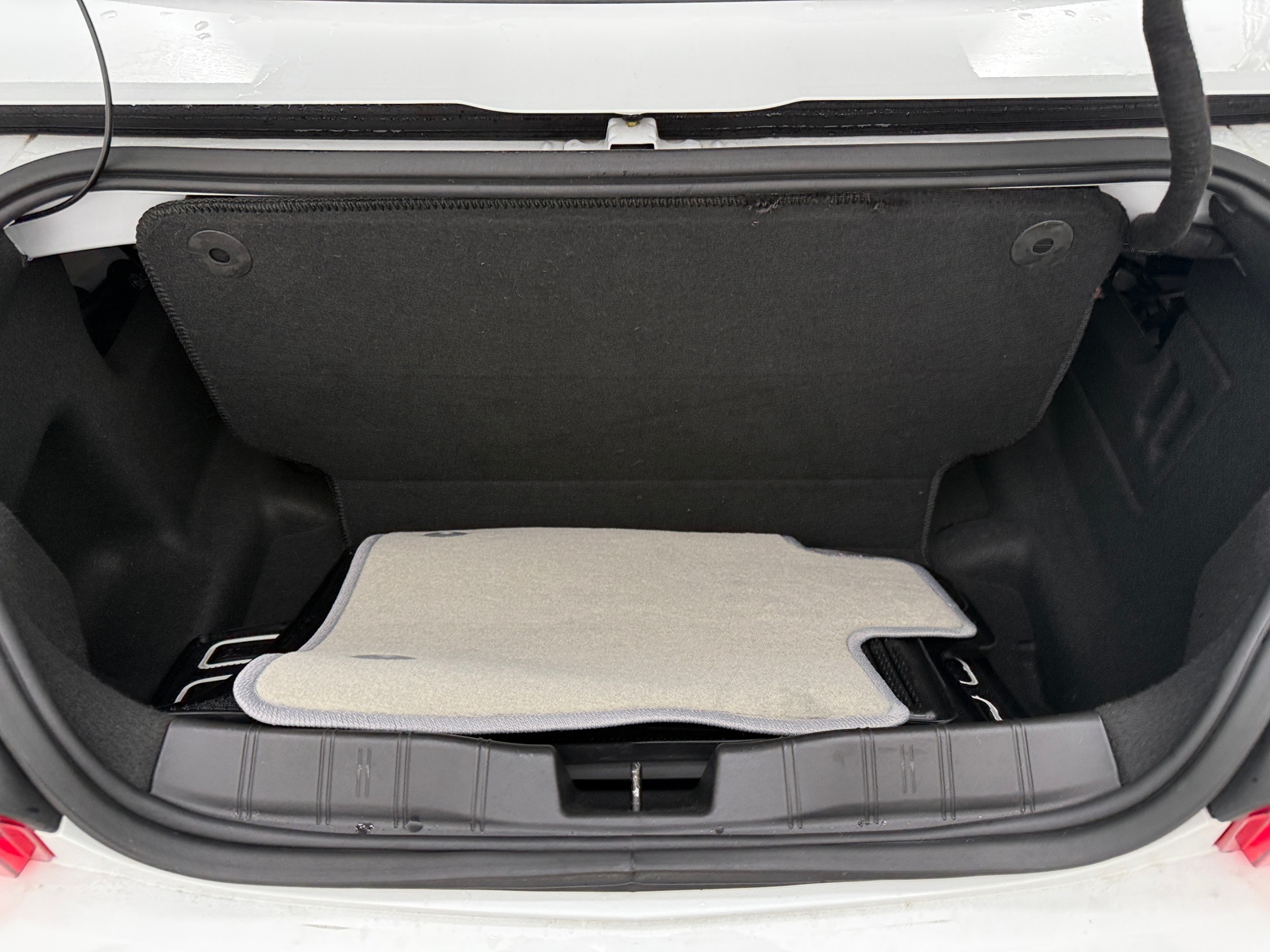 Thumbnail: 2019 Chevrolet Camaro - 7