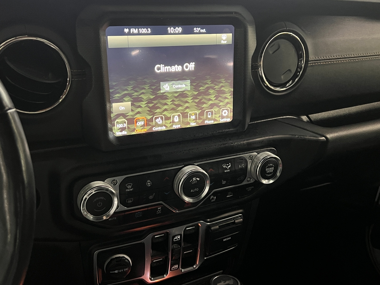 Thumbnail: 2023 Jeep Wrangler - 3