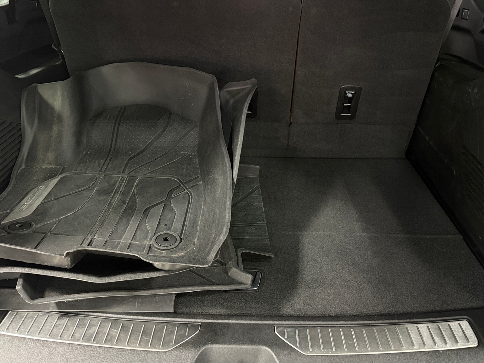 Thumbnail: 2024 Chevrolet Suburban - 6