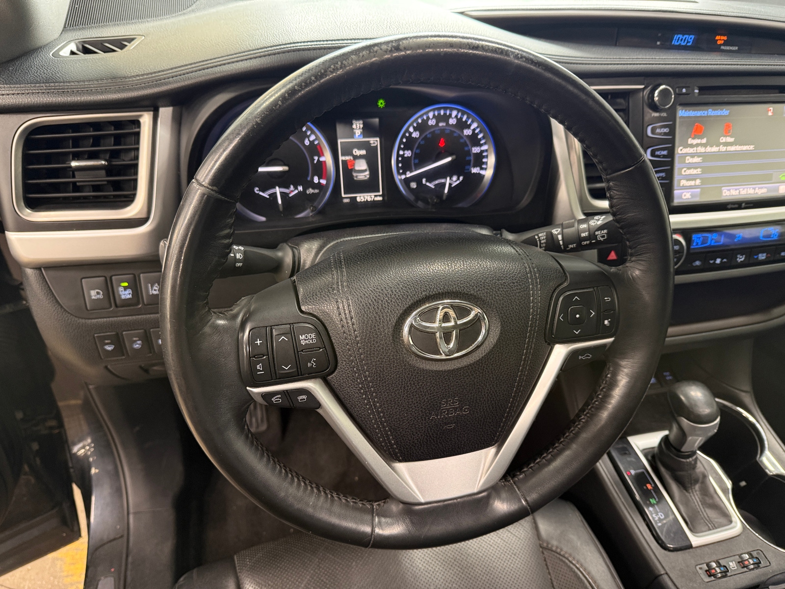 Thumbnail: 2015 Toyota Highlander - 4