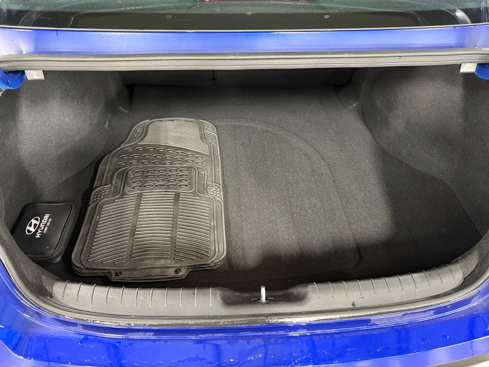 Thumbnail: 2024 Hyundai Elantra - 6