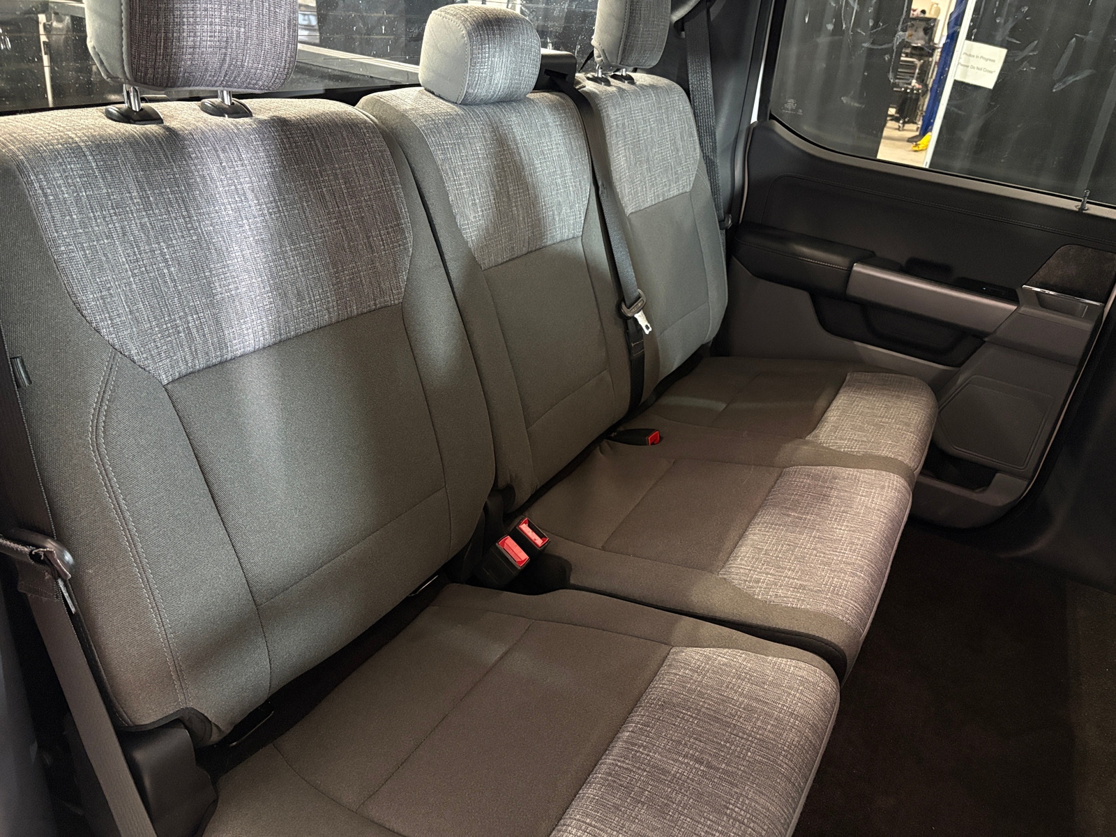 Thumbnail: 2022 Ford Econoline - 6