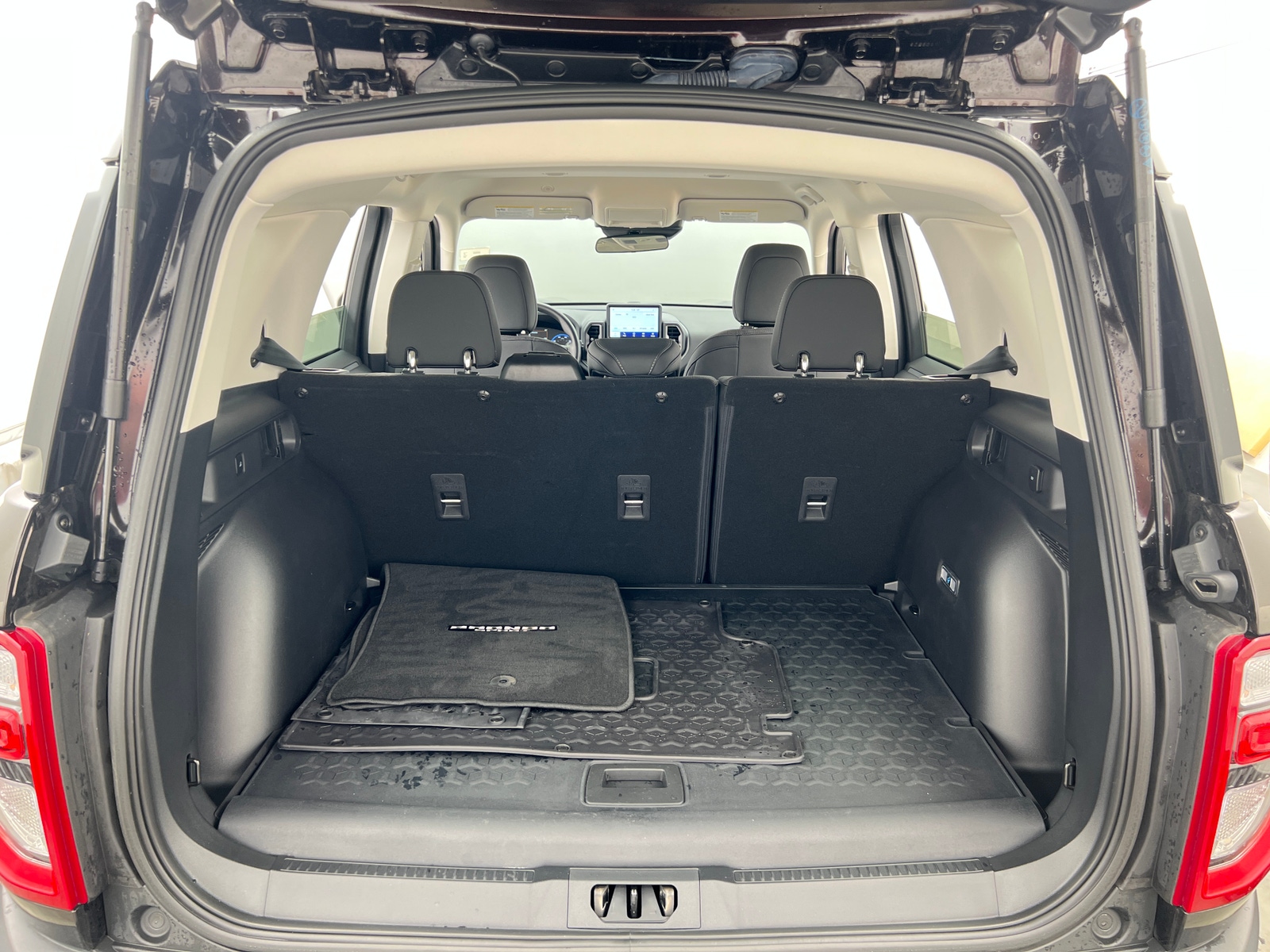 Thumbnail: 2021 Ford Bronco Sport - 7