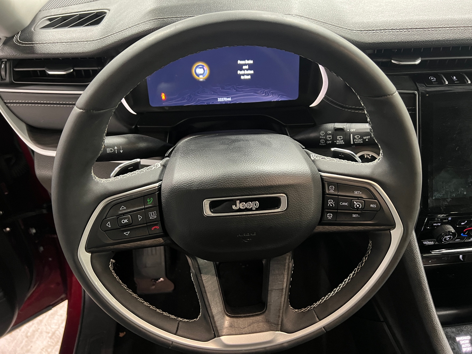 Thumbnail: 2023 Jeep Grand Cherokee - 4