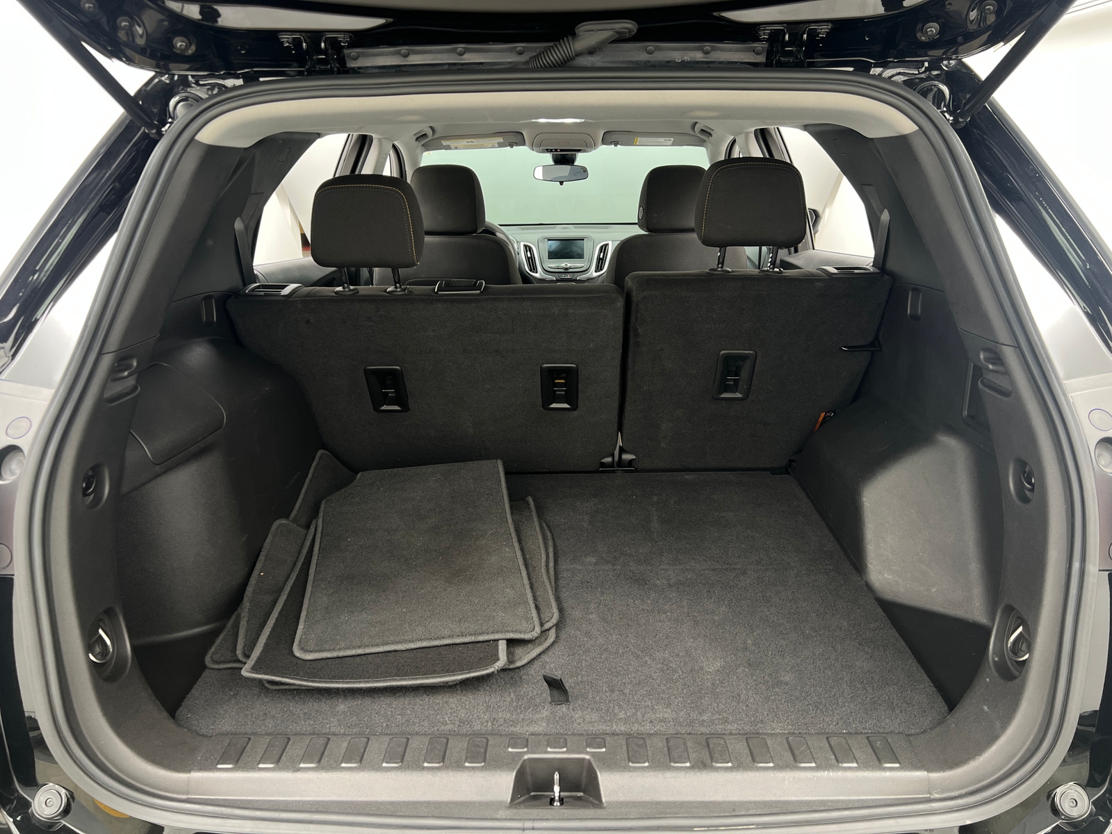 Thumbnail: 2024 Chevrolet Equinox - 7