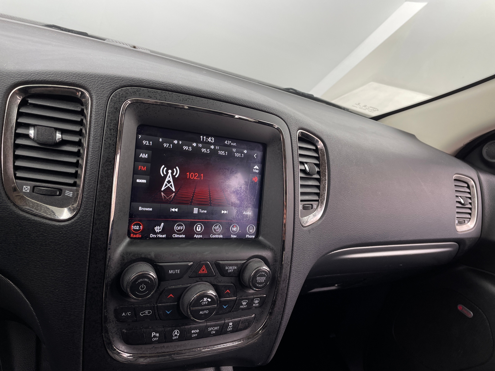 Thumbnail: 2018 Dodge Durango - 3