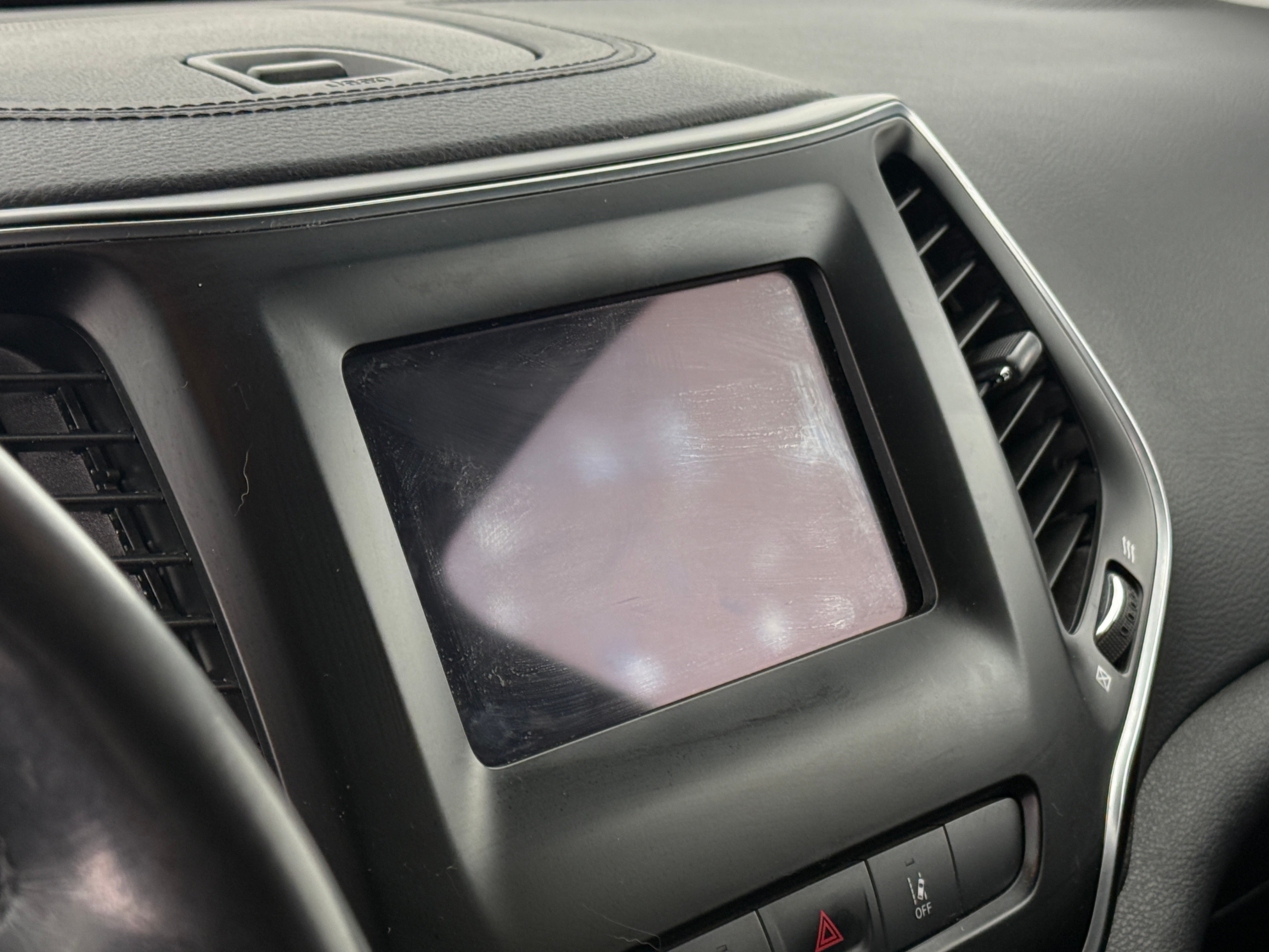 2021 Jeep Cherokee Altitude - Photo 21