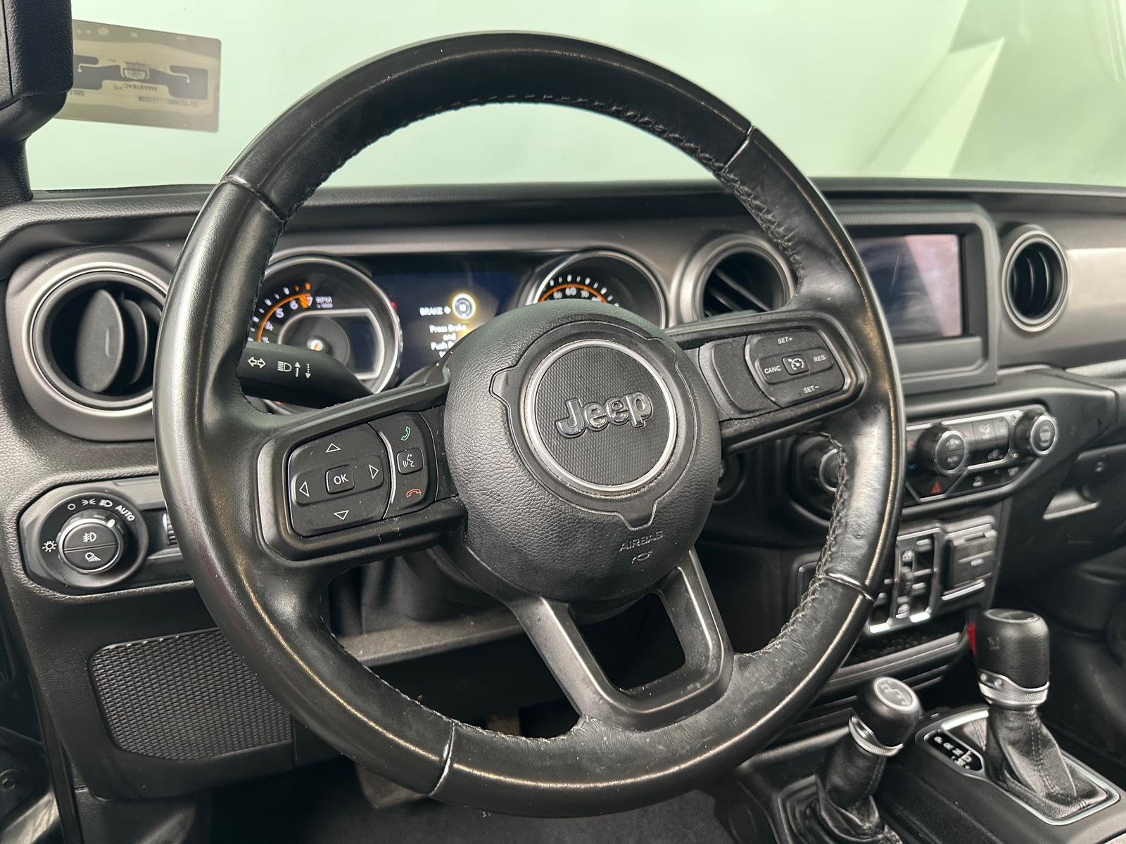 Thumbnail: 2021 Jeep Gladiator - 5