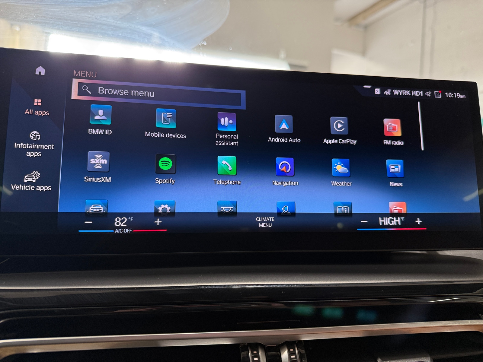 Thumbnail: 2024 BMW 2 Series - 3