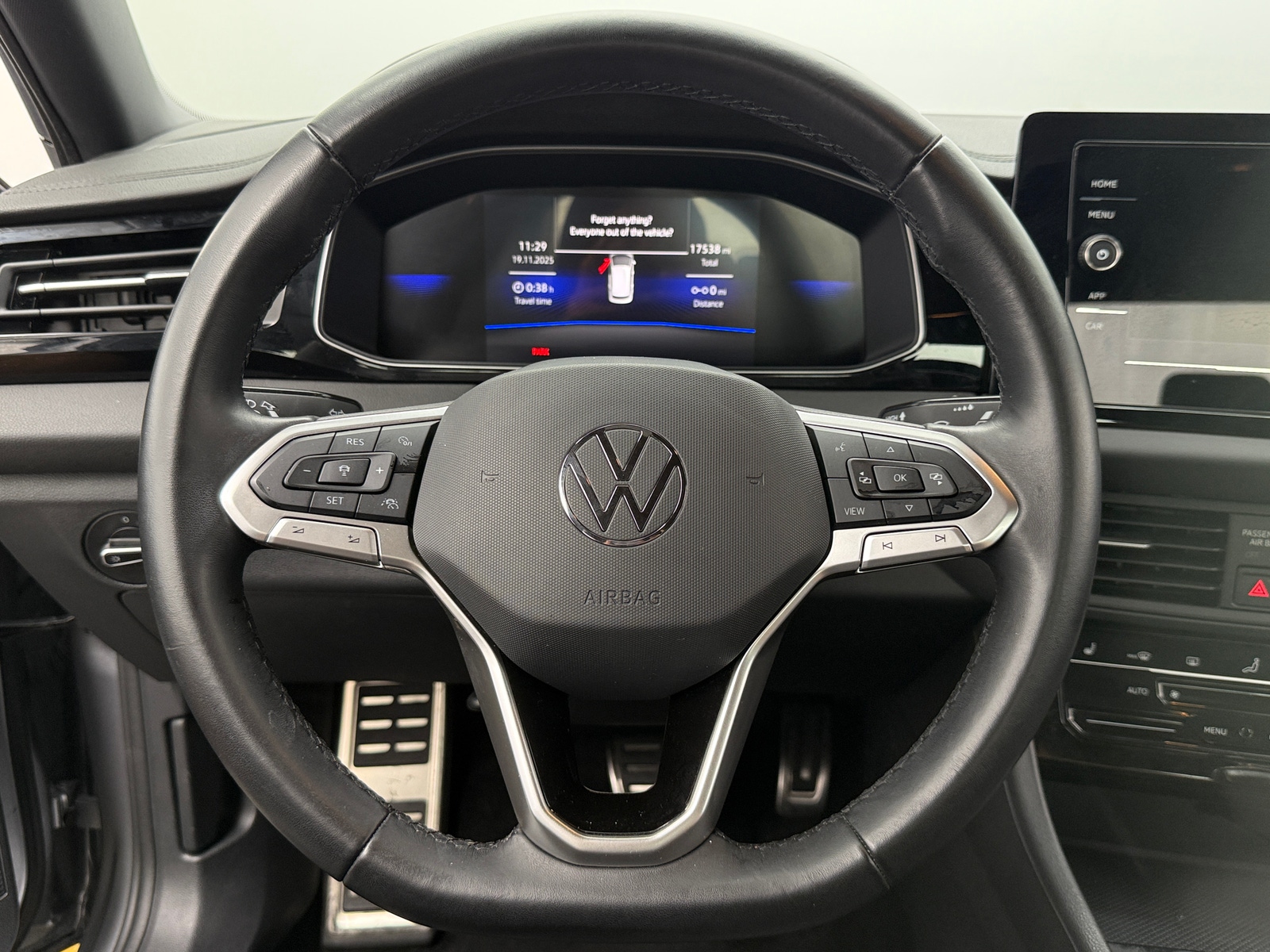 Thumbnail: 2025 Volkswagen Jetta - 5