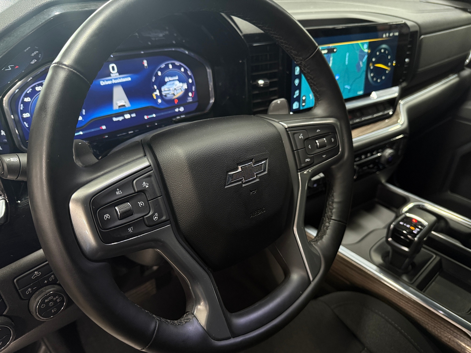 Thumbnail: 2025 Chevrolet Silverado 1500 - 5