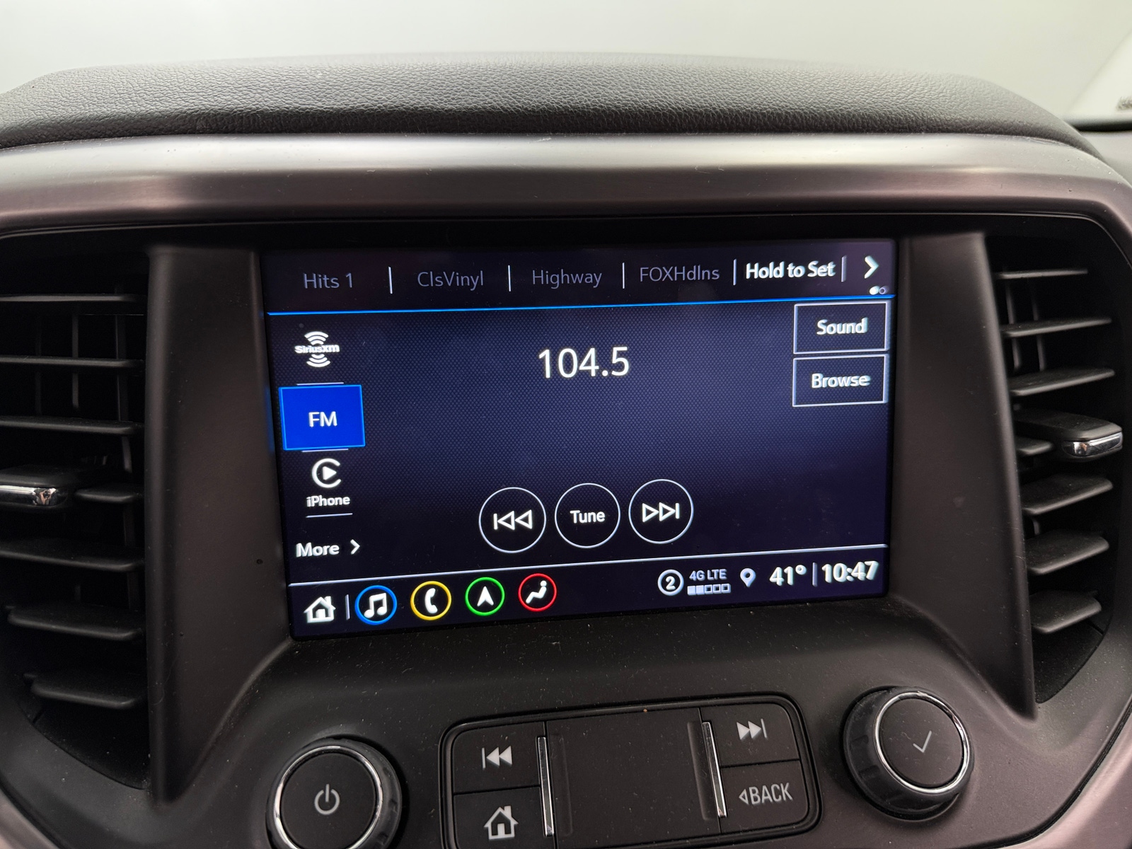 Thumbnail: 2023 GMC Acadia - 3