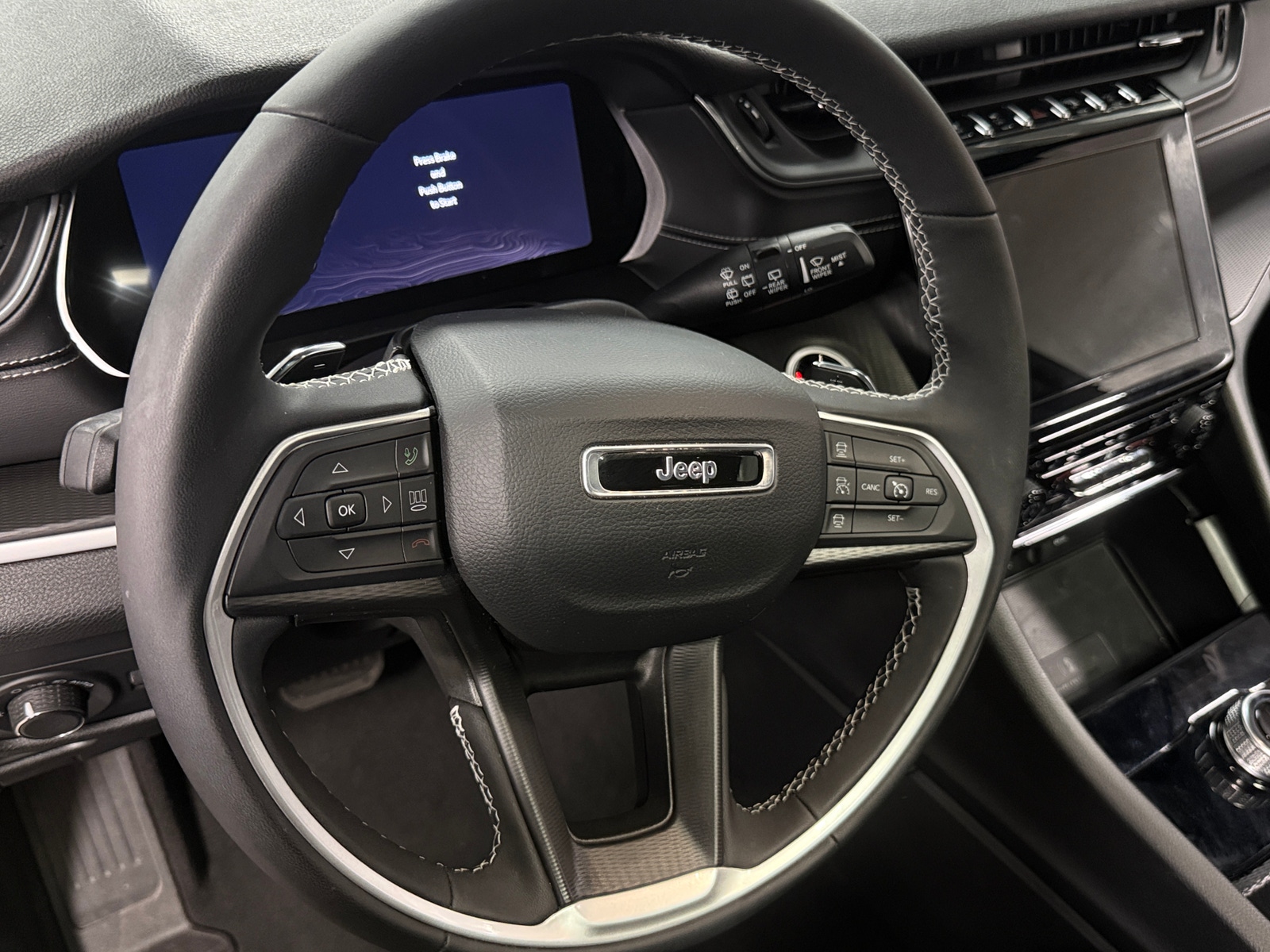 Thumbnail: 2024 Jeep Grand Cherokee - 4