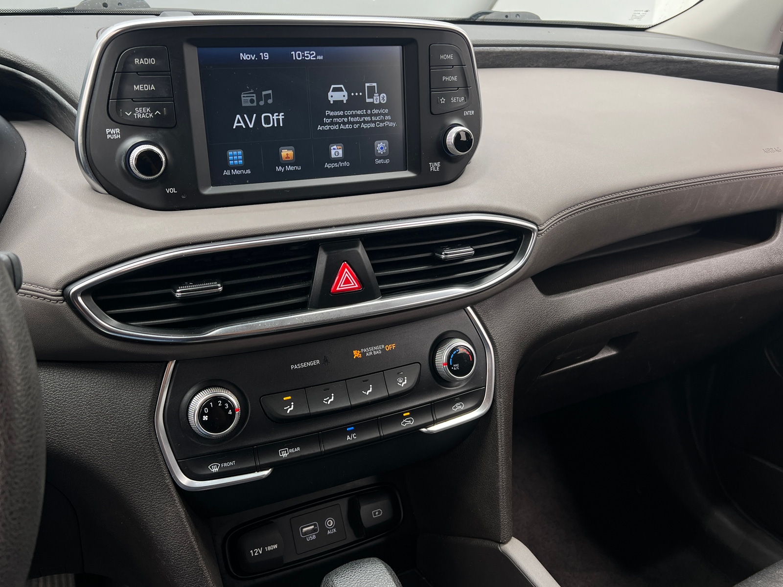 Thumbnail: 2019 Hyundai Santa Fe - 4