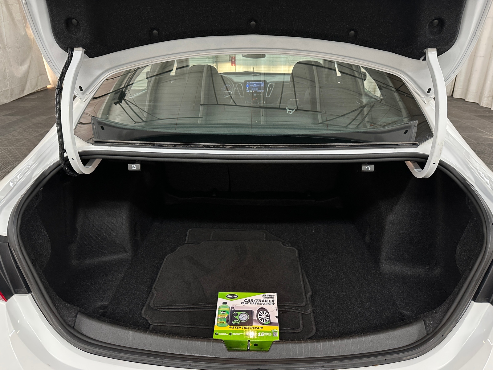 Thumbnail: 2024 Chevrolet Malibu - 7