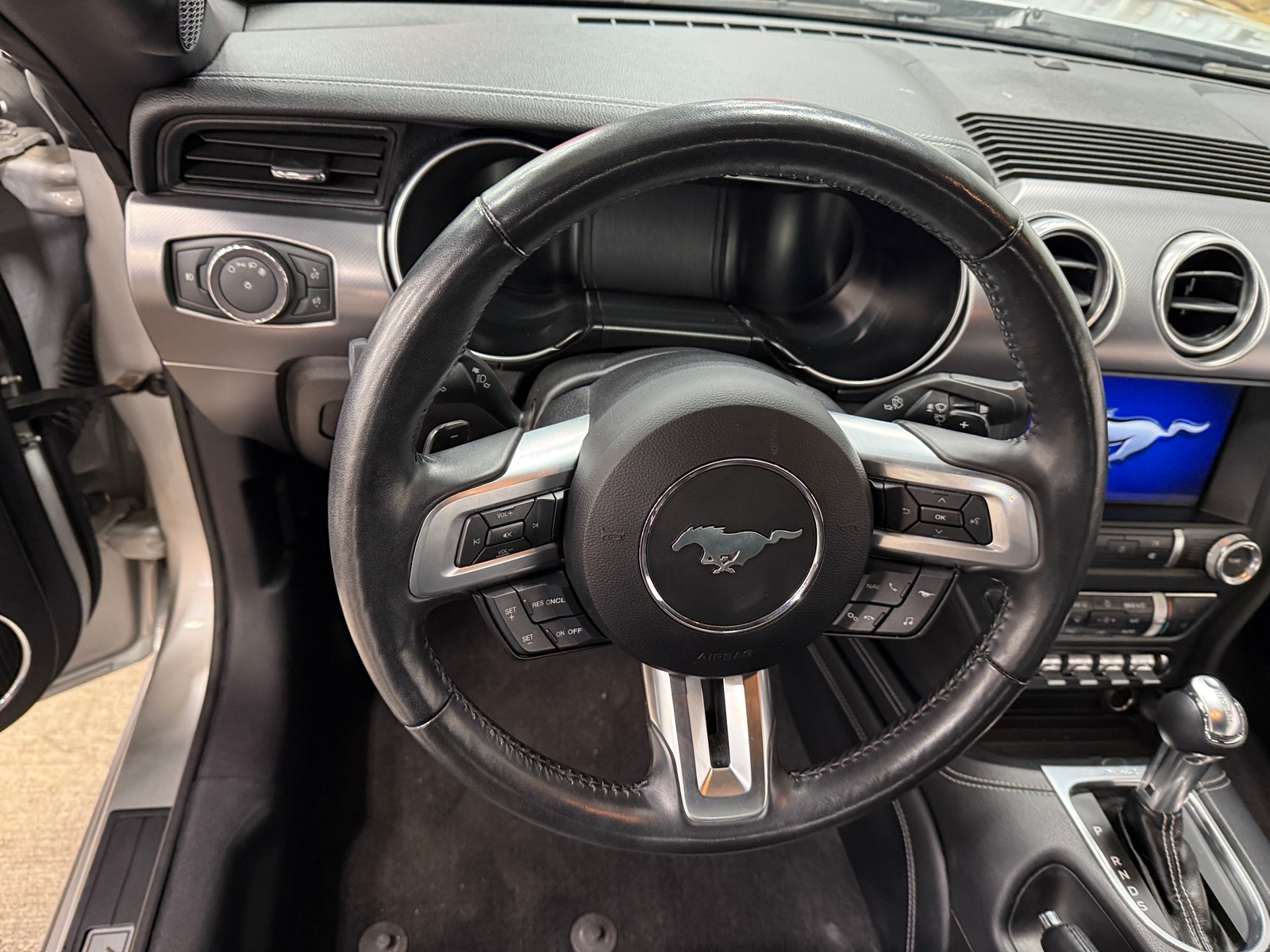 Thumbnail: 2019 Ford Mustang - 4