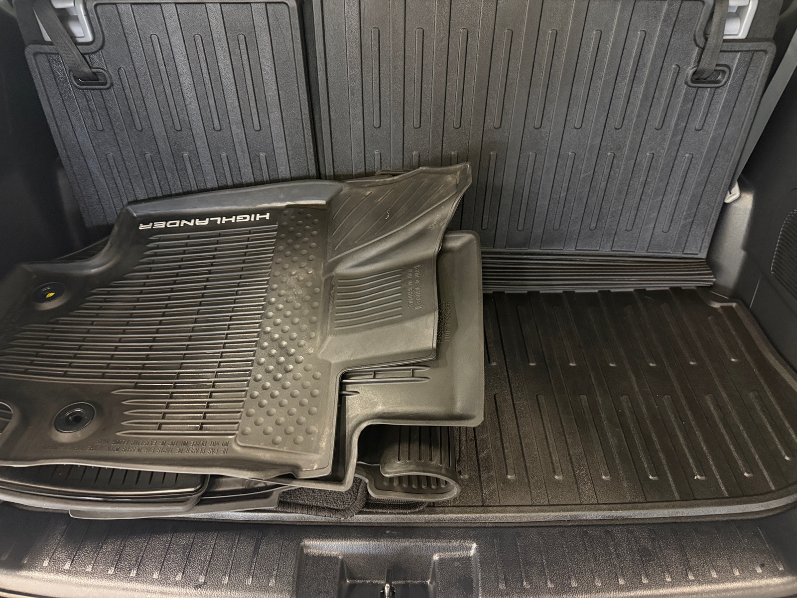 Thumbnail: 2020 Toyota Highlander - 6