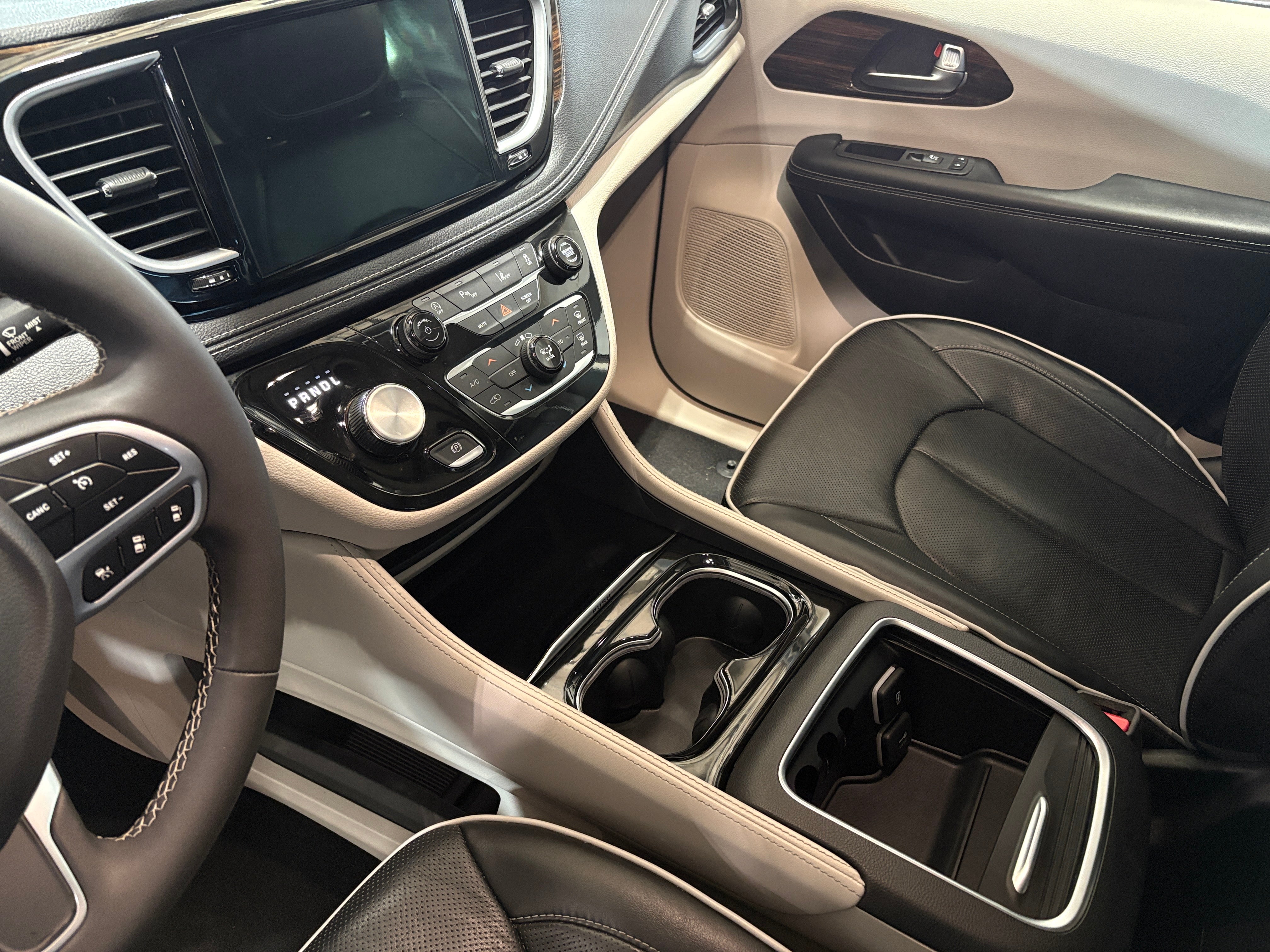 2023 Chrysler Pacifica