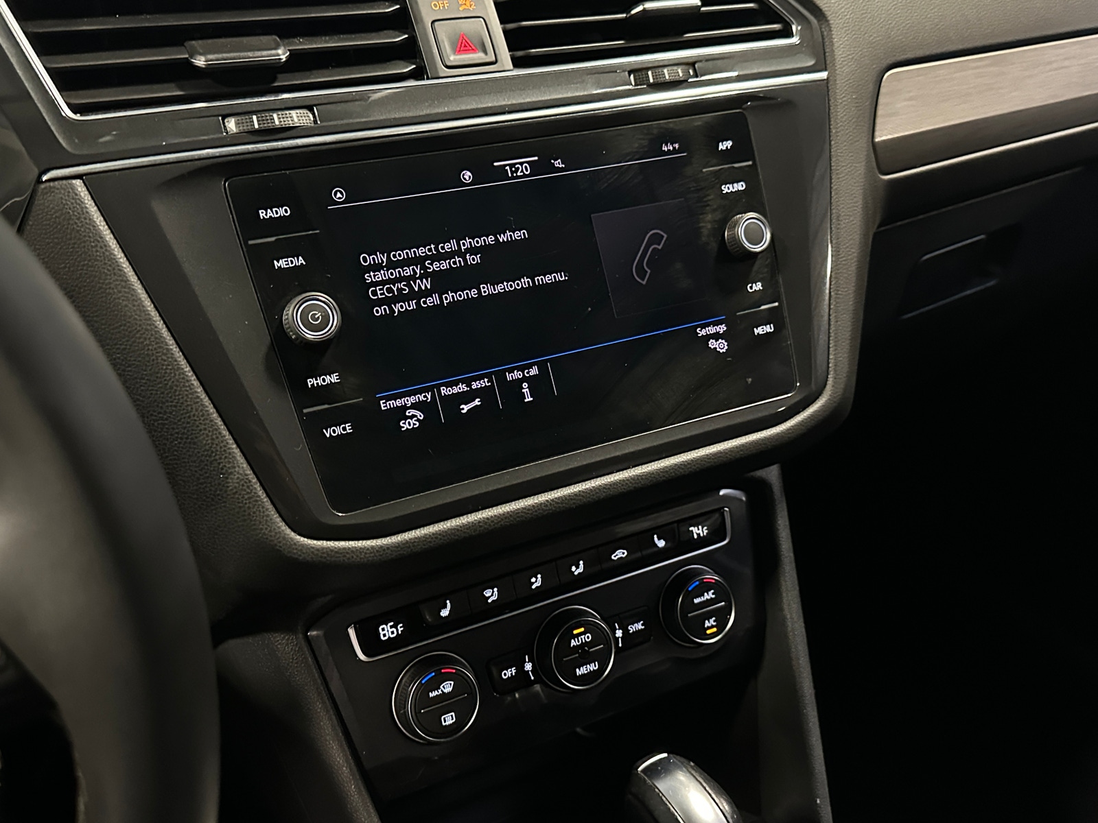 Thumbnail: 2021 Volkswagen Tiguan - 3