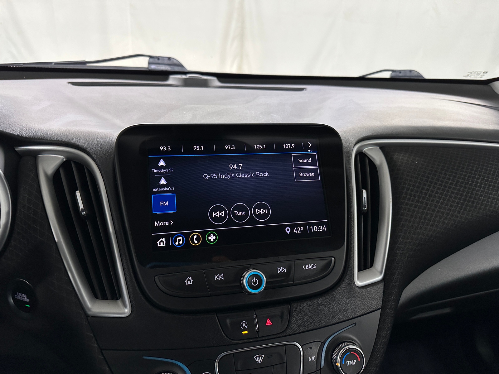 Thumbnail: 2022 Chevrolet Malibu - 4