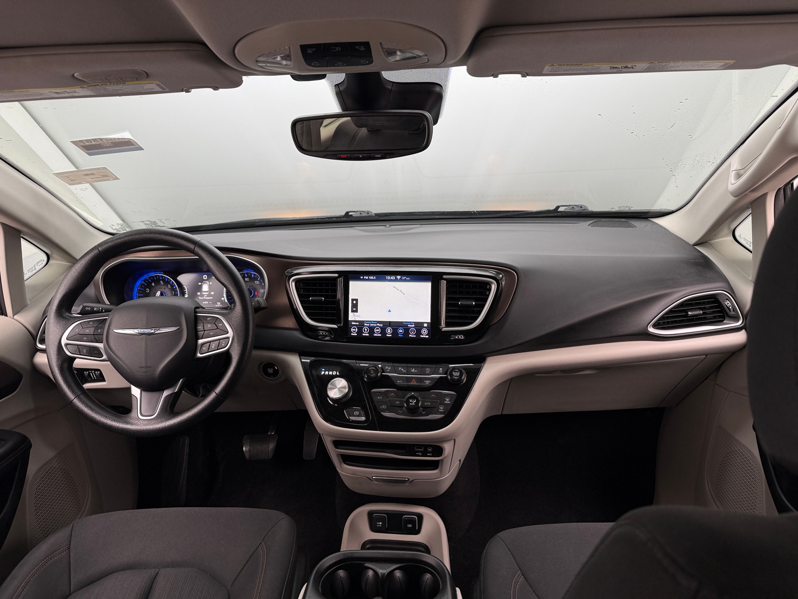 Thumbnail: 2019 Chrysler Pacifica - 3