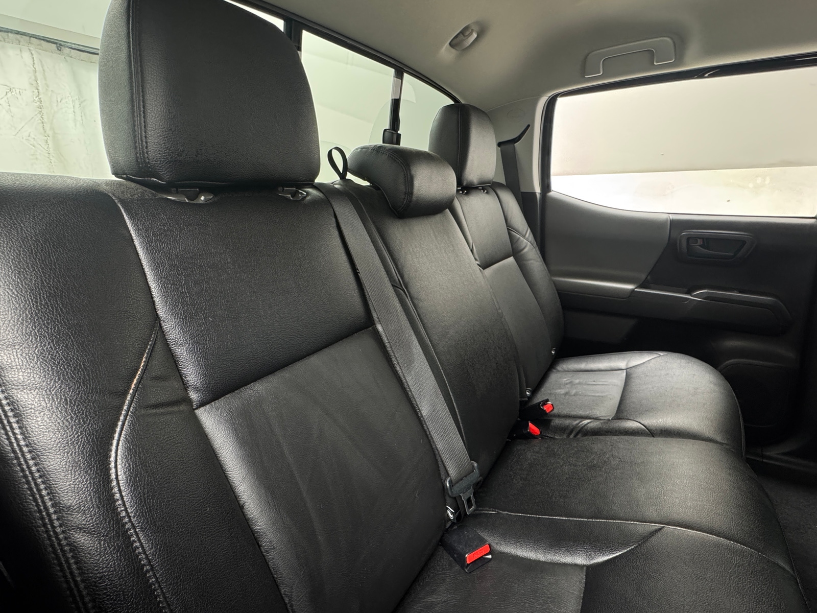 Thumbnail: 2021 Toyota Tacoma - 6