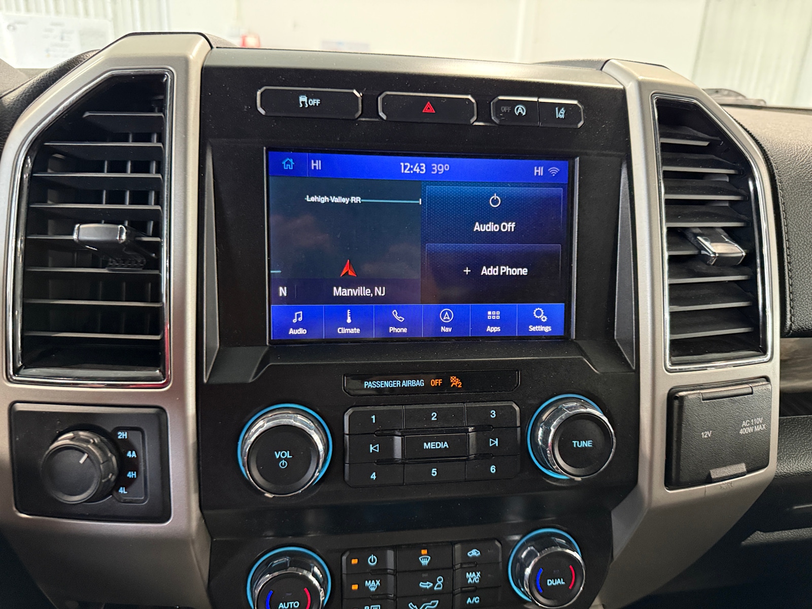 Thumbnail: 2020 Ford Econoline - 3