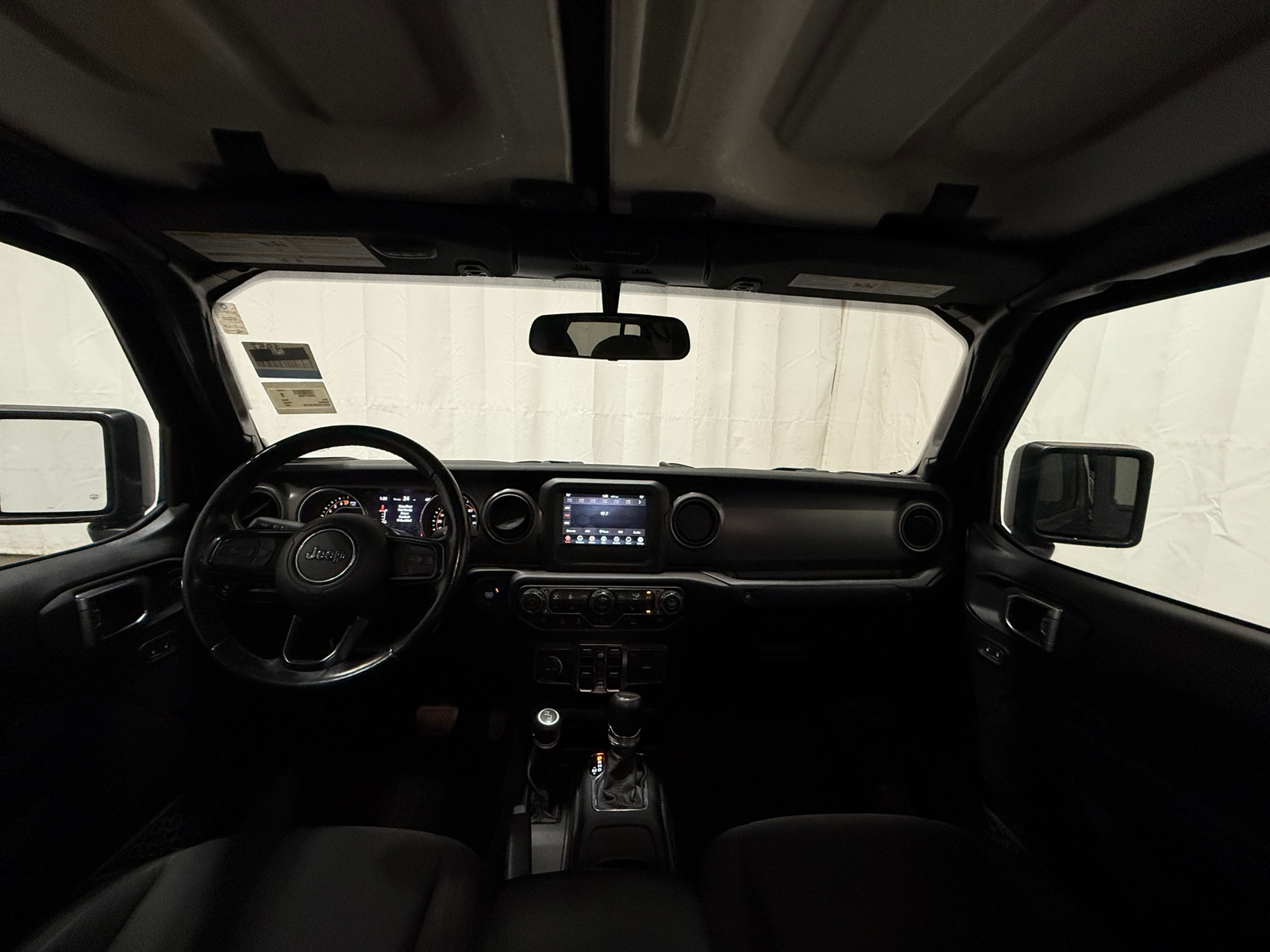 Thumbnail: 2021 Jeep Gladiator - 3