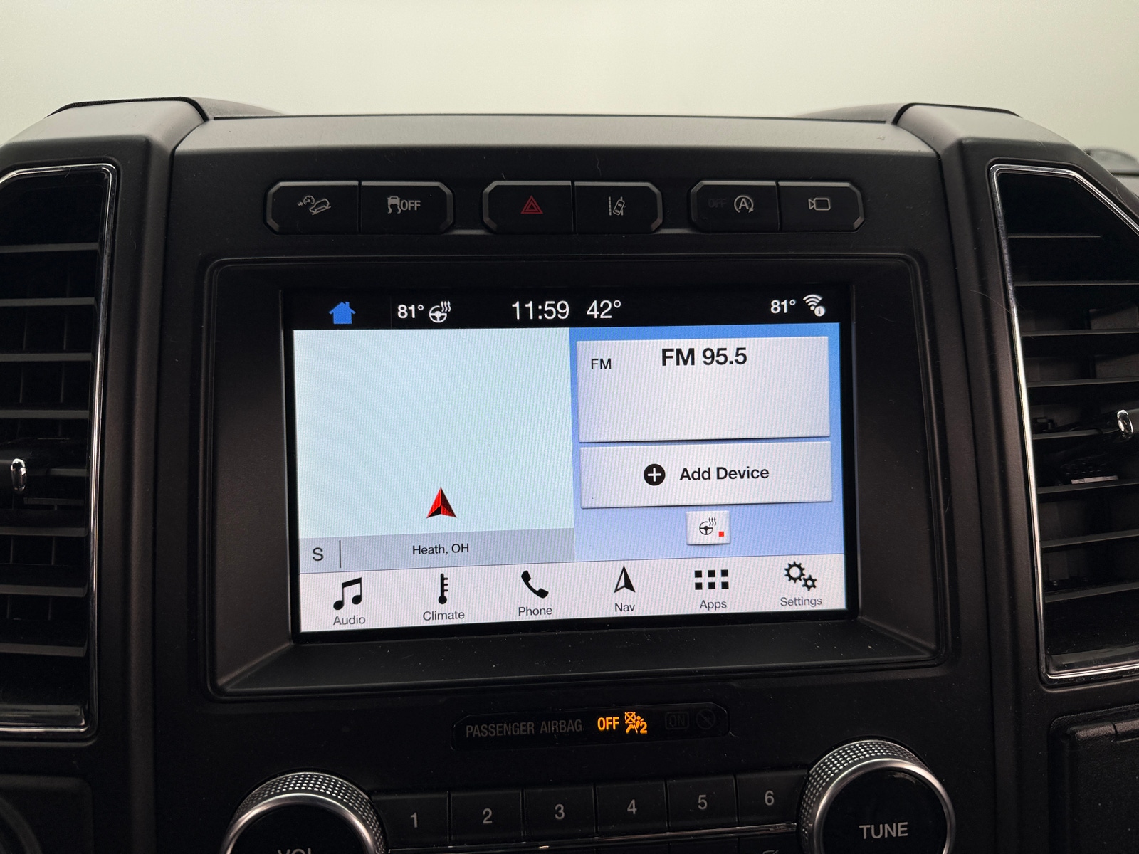 Thumbnail: 2019 Ford Expedition - 3