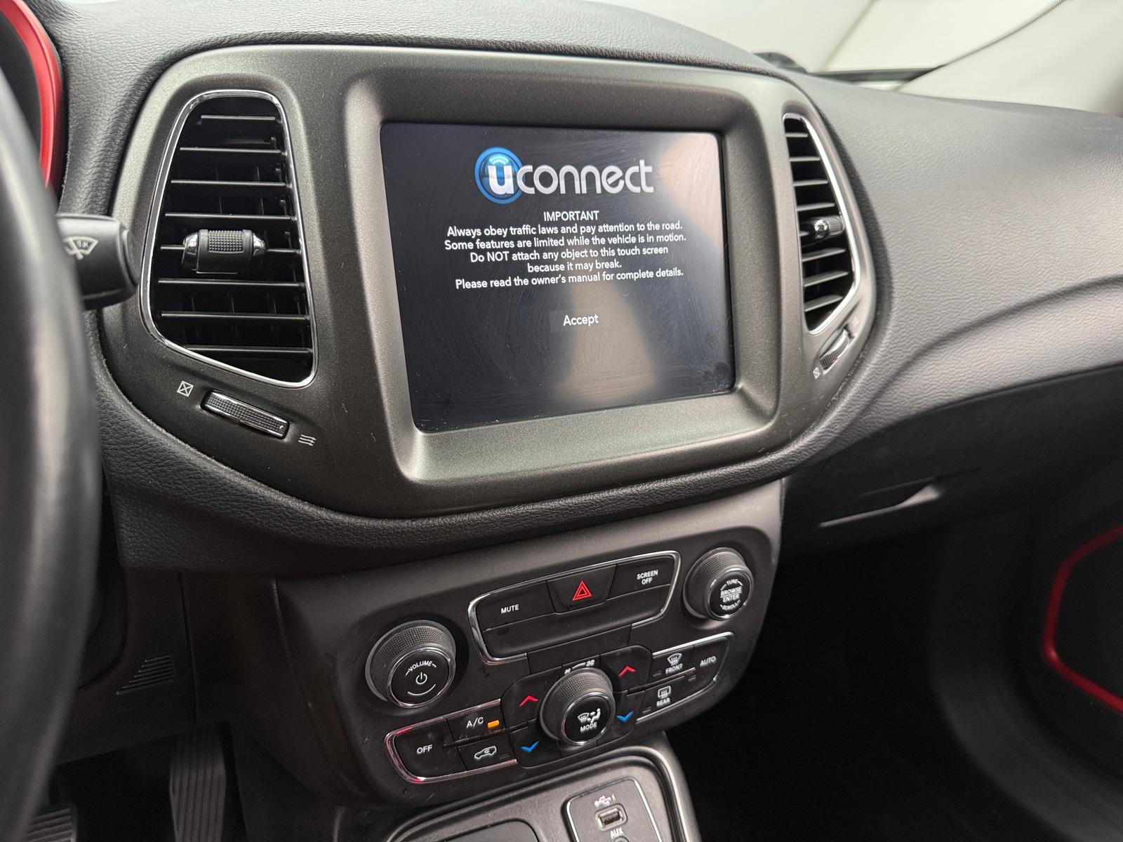 Thumbnail: 2019 Jeep Compass - 4