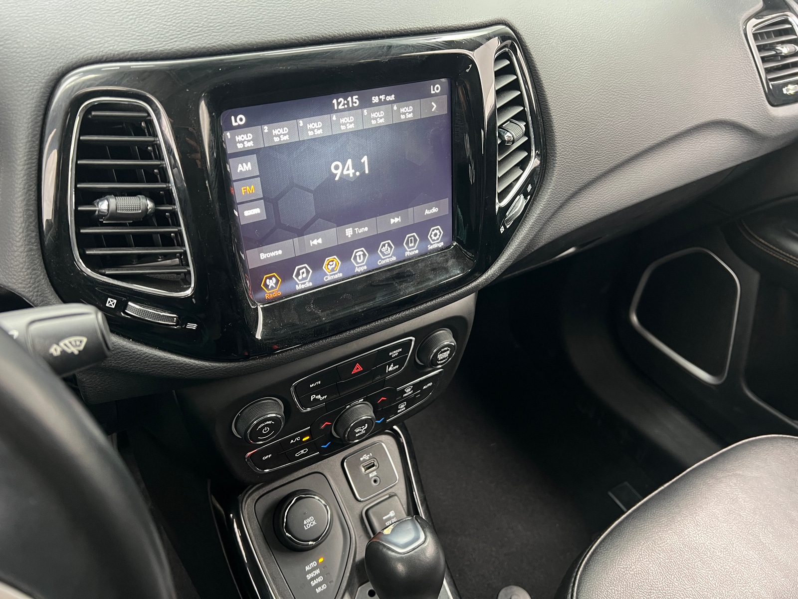 Thumbnail: 2021 Jeep Compass - 3