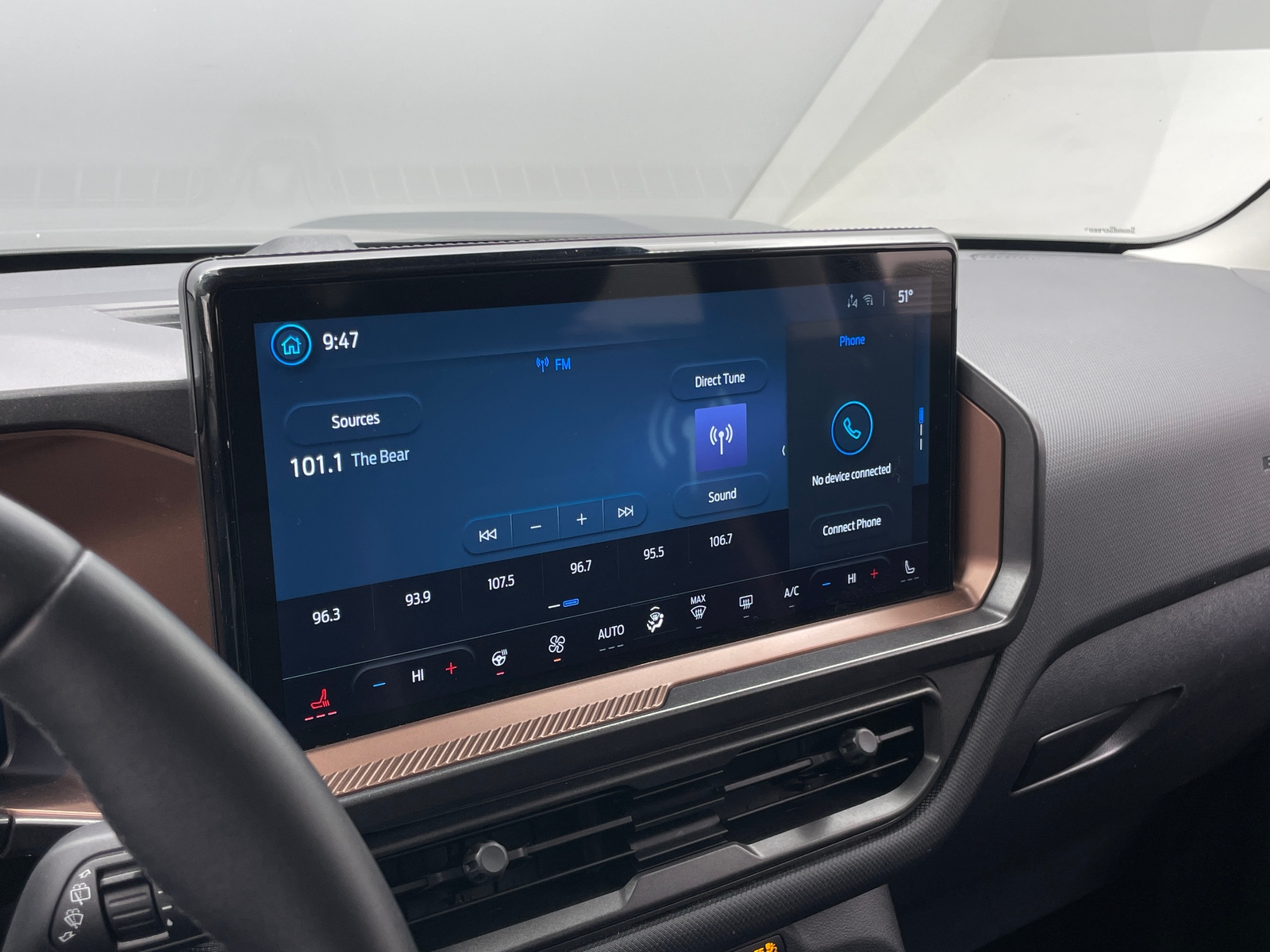 Thumbnail: 2025 Ford Bronco Sport - 3