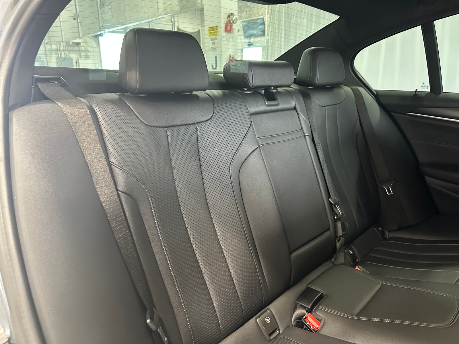 Thumbnail: 2021 BMW 5 Series - 5