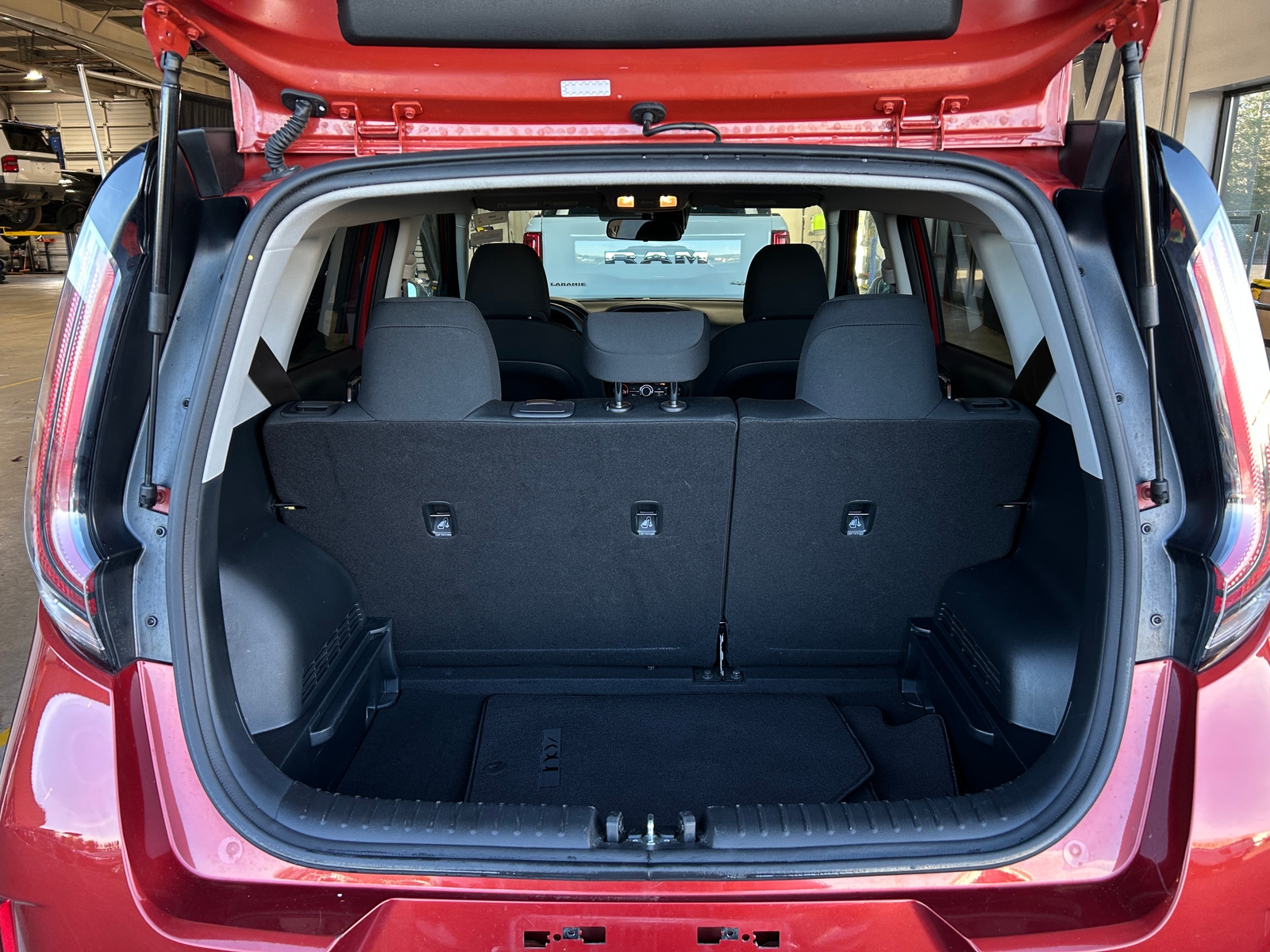 Thumbnail: 2024 Kia Soul - 7