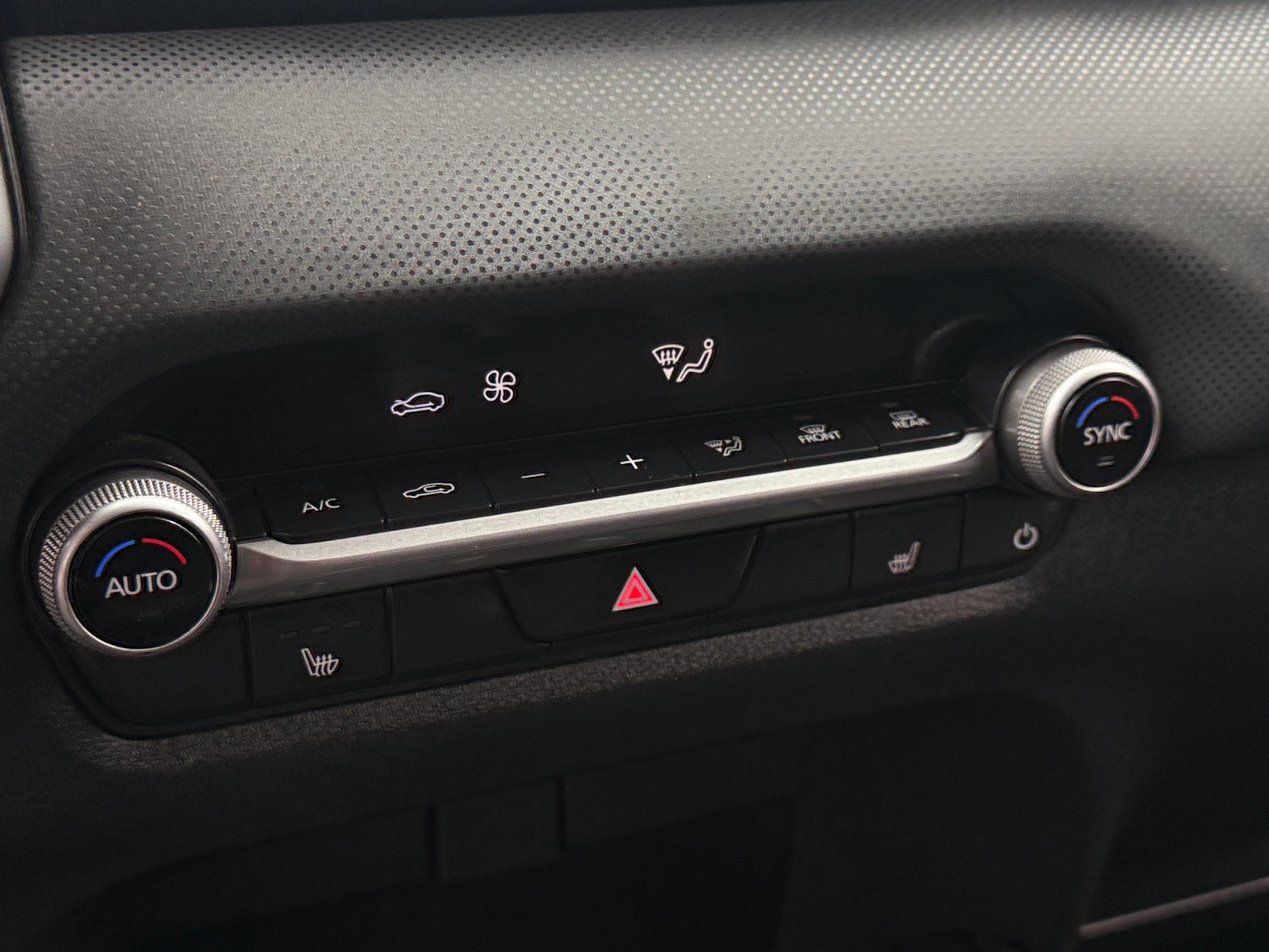 Thumbnail: 2024 Mazda CX-50 - 3