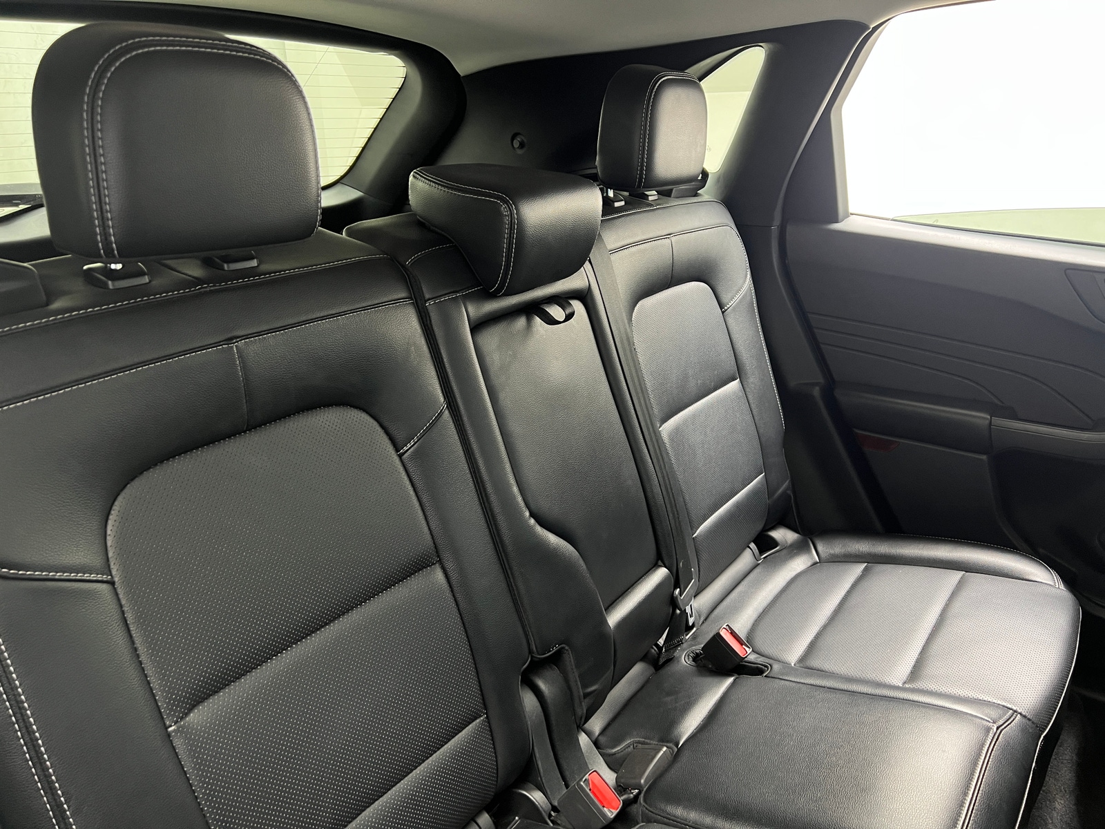 Thumbnail: 2022 Ford Escape - 5