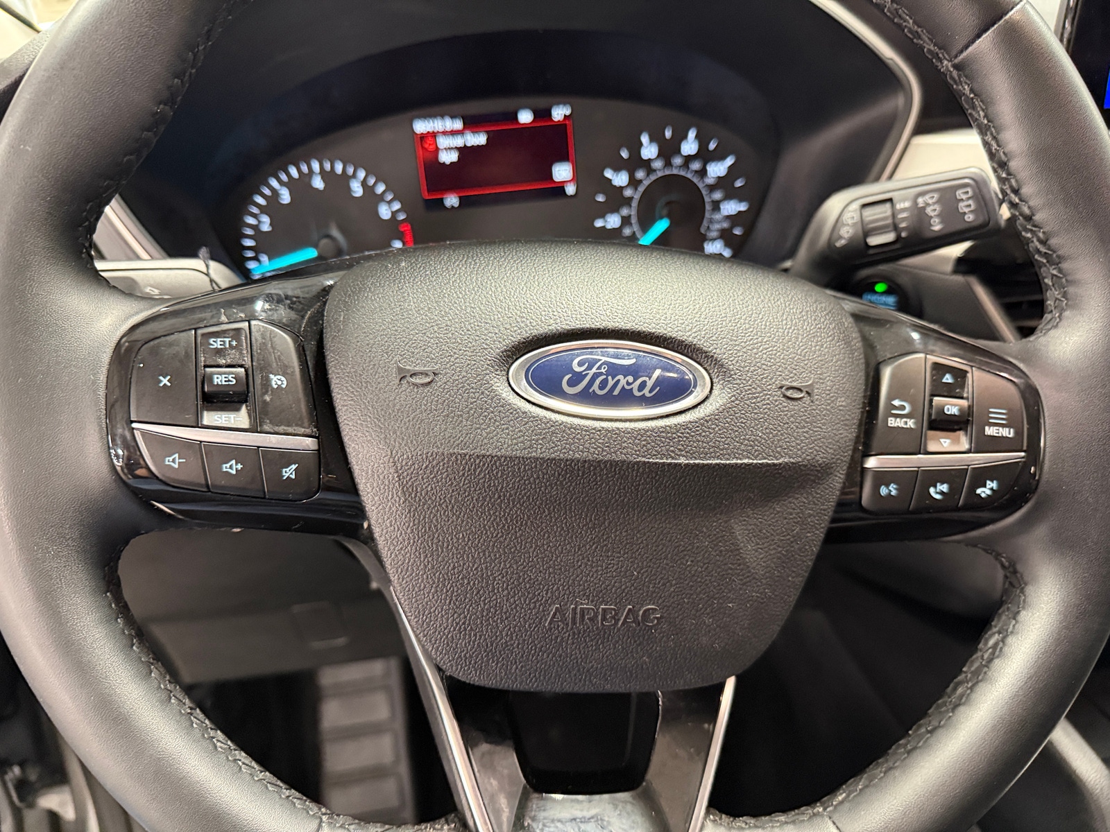 Thumbnail: 2022 Ford Escape - 4