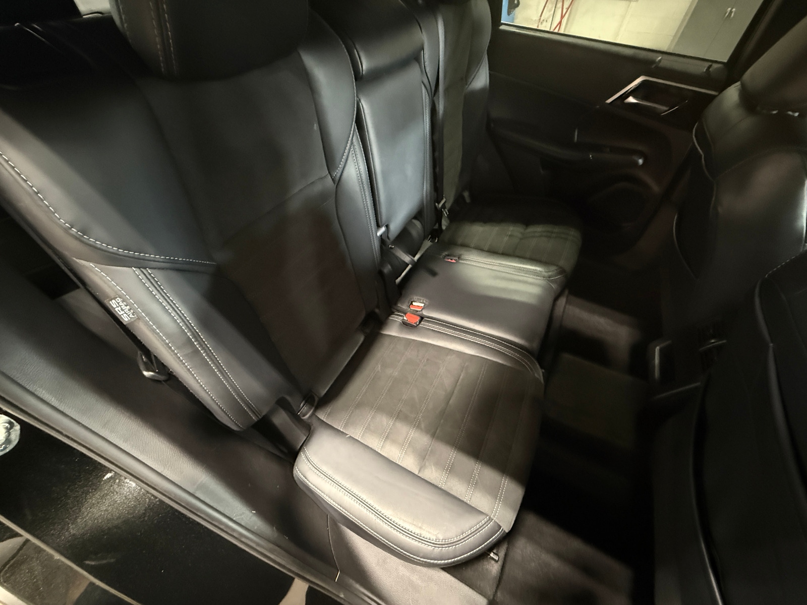 Thumbnail: 2024 Mitsubishi Outlander - 5