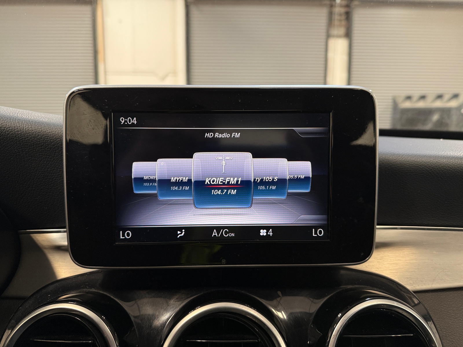 Thumbnail: 2018 Mercedes-Benz C-Class - 3