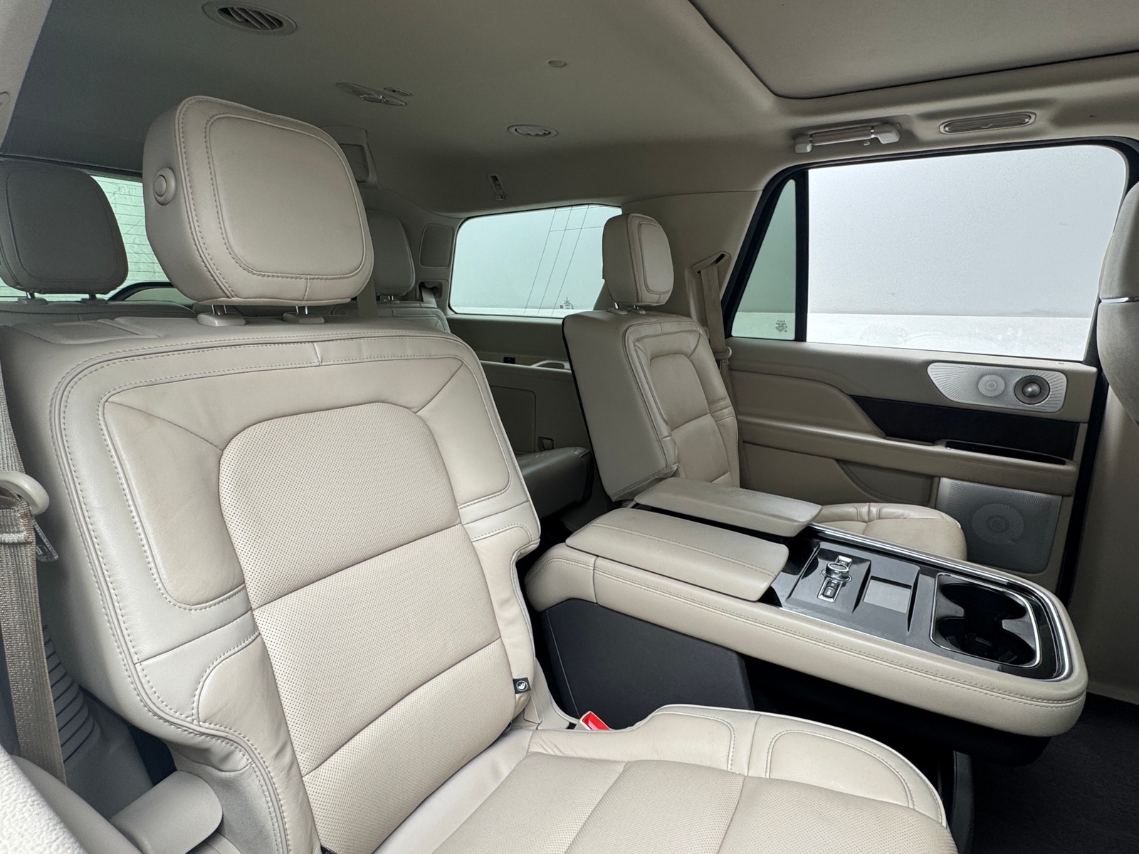 Thumbnail: 2019 Lincoln Navigator - 5