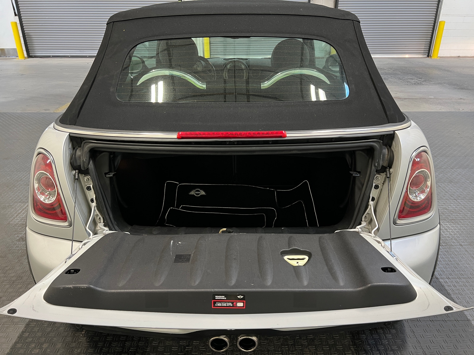 Thumbnail: 2012 MINI Cooper Convertible - 6