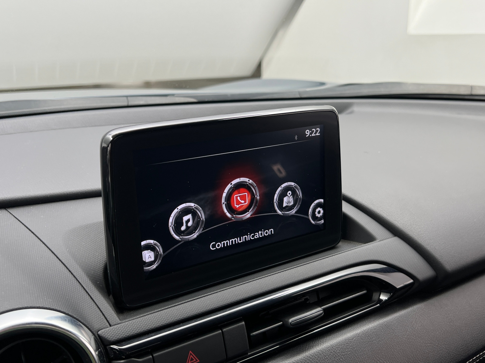 Thumbnail: 2021 Mazda MX-5 Miata - 3