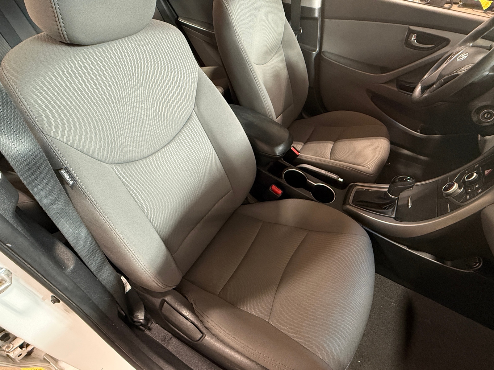 Thumbnail: 2016 Hyundai Elantra - 2