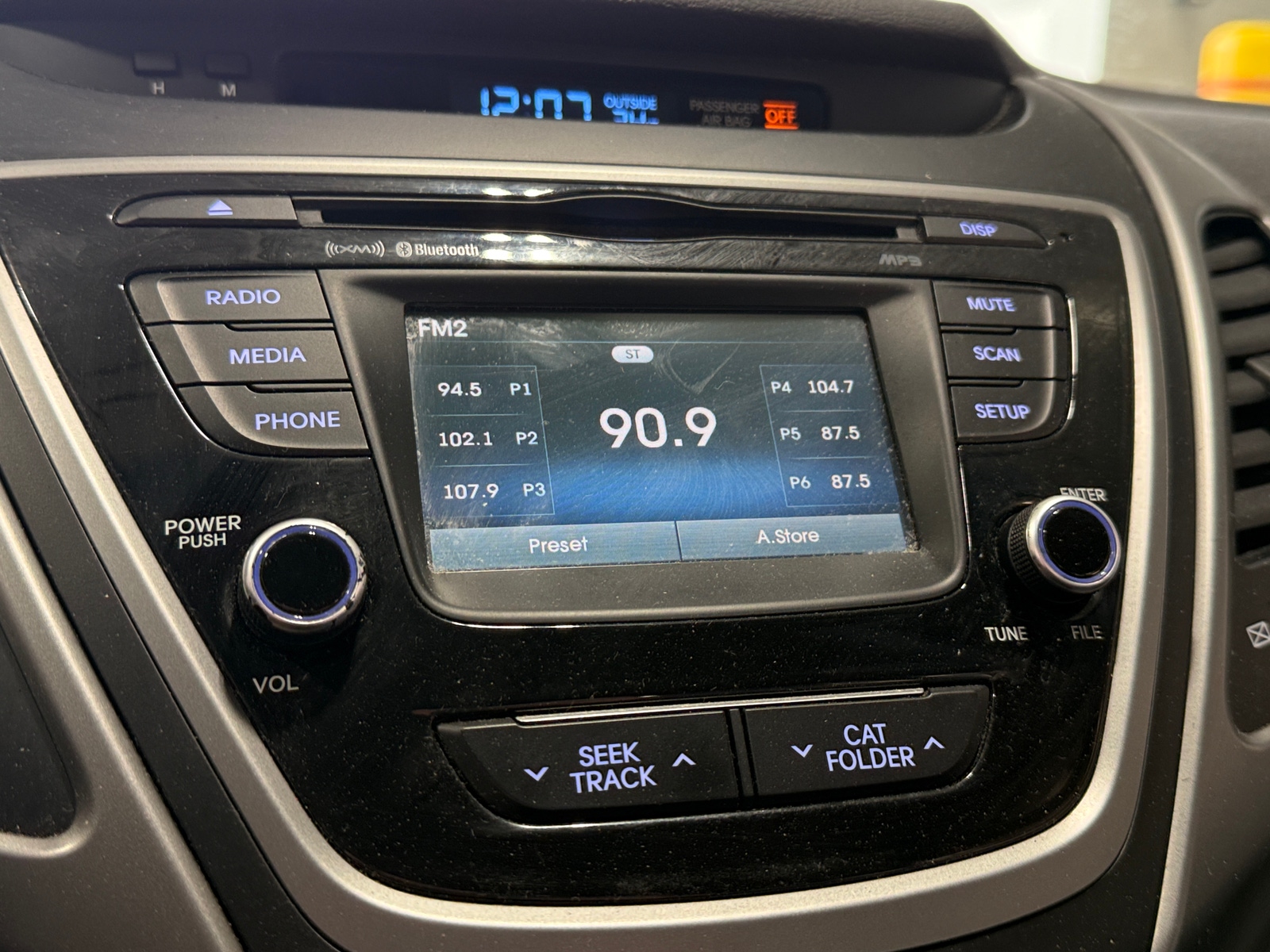 Thumbnail: 2016 Hyundai Elantra - 4