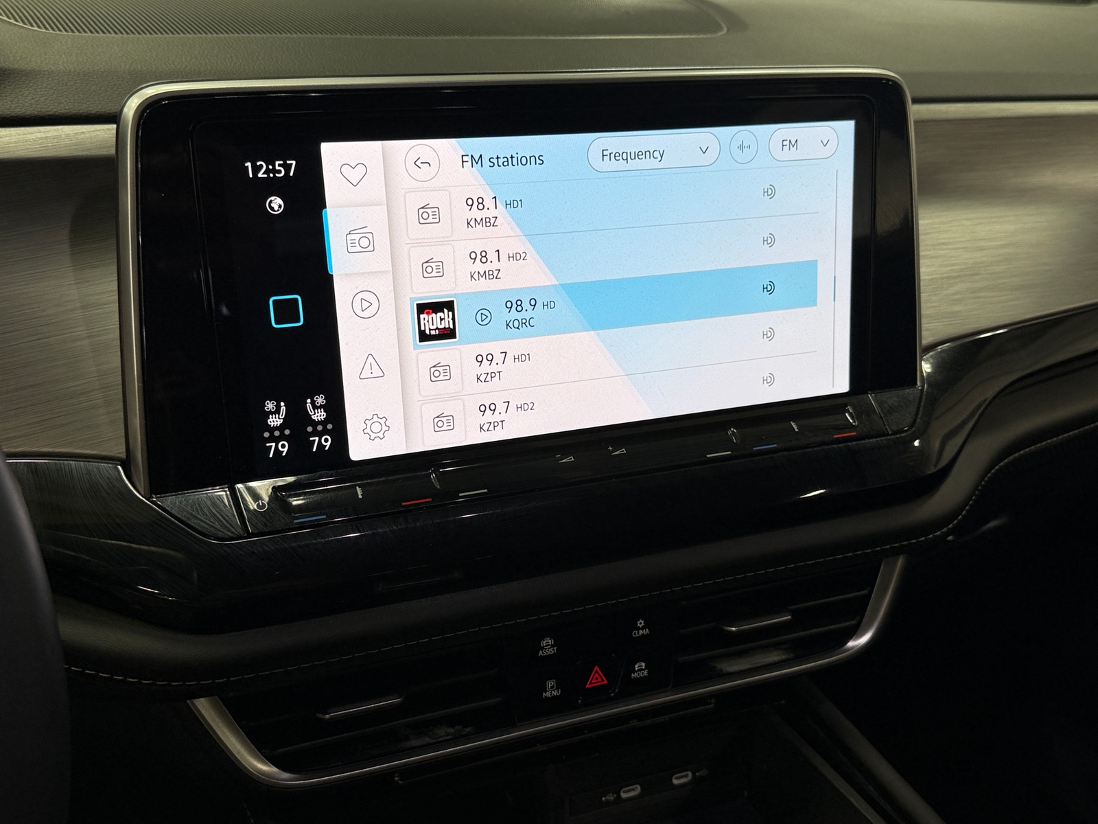 Thumbnail: 2025 Volkswagen Atlas - 3