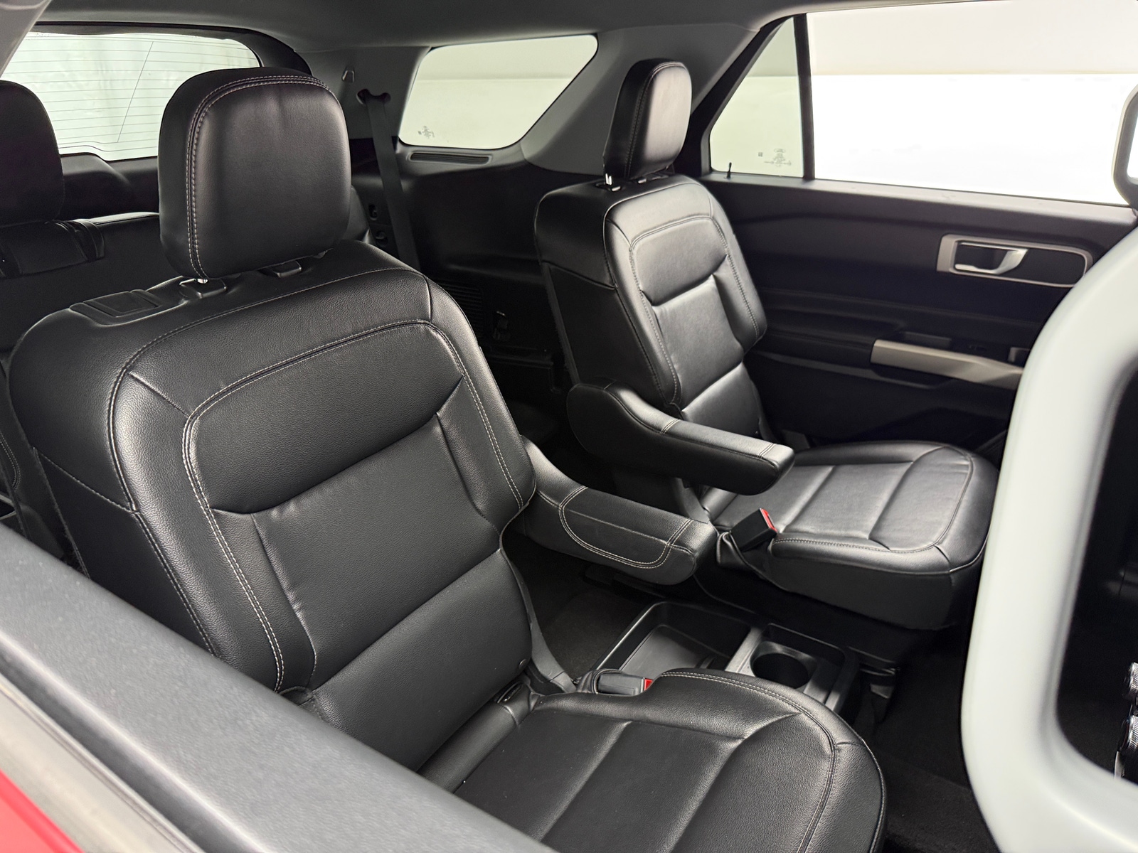 Thumbnail: 2021 Ford Explorer - 6