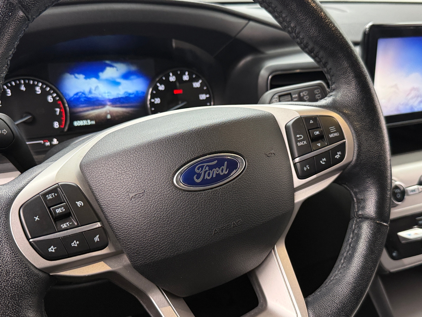 Thumbnail: 2021 Ford Explorer - 5