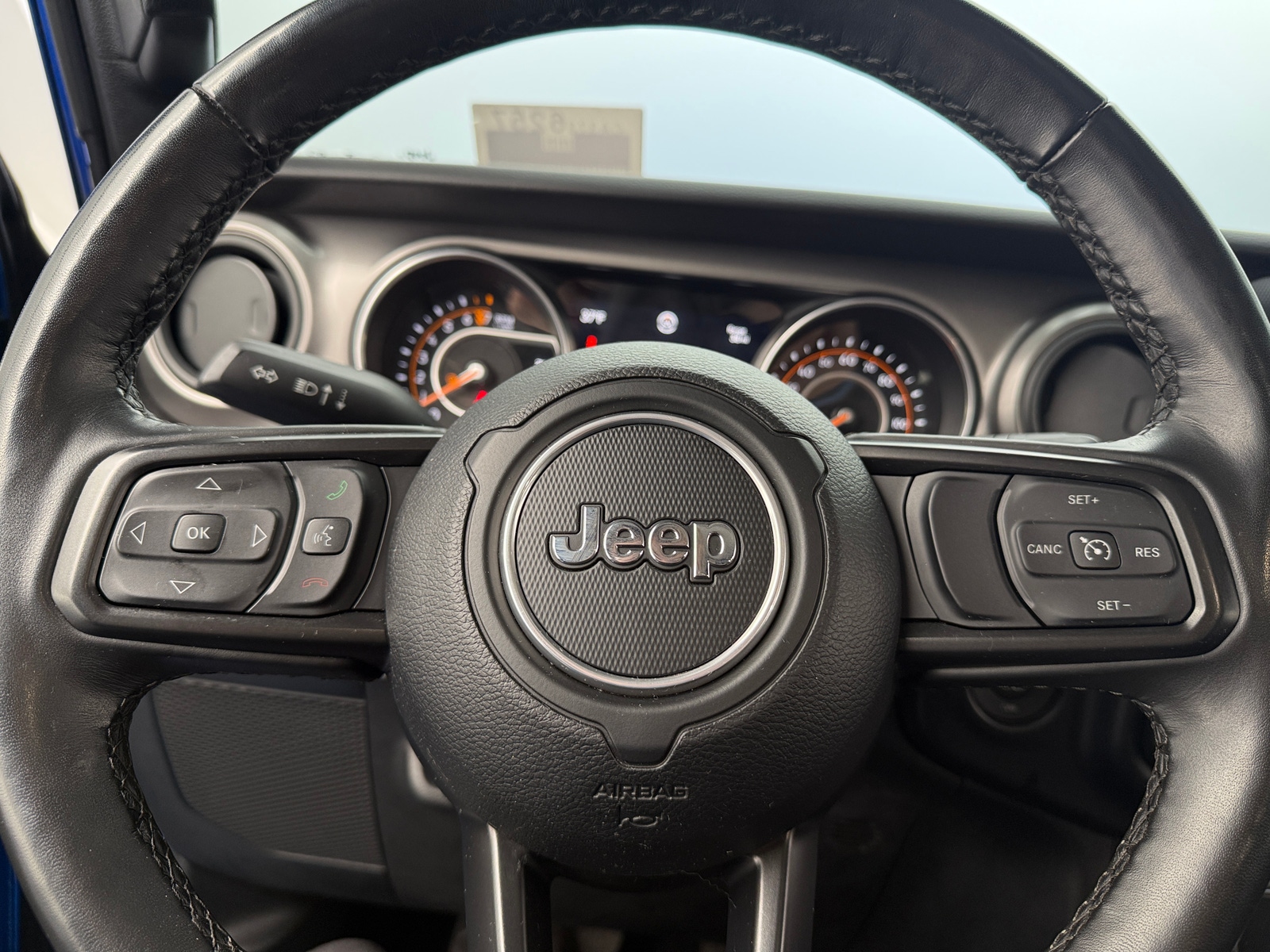 Thumbnail: 2022 Jeep Gladiator - 5